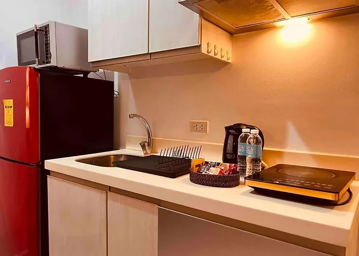 Relaxing 1-bedroom Unit In Azure Urban And Residences By One Guest Place