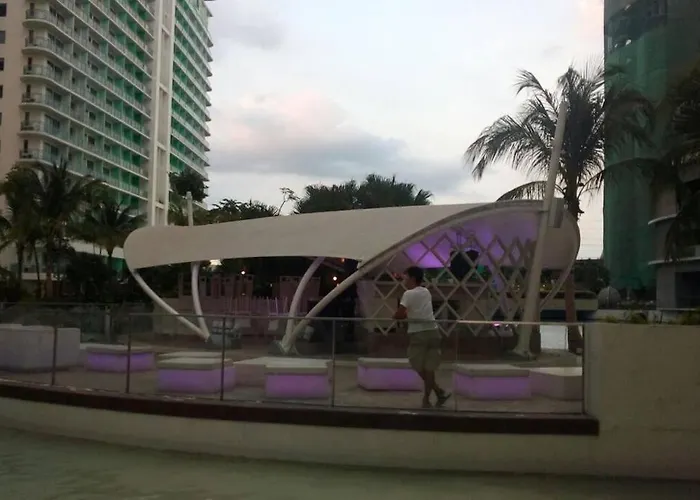 Relaxing 1-bedroom Unit In Azure Urban And Residences By One Guest Place