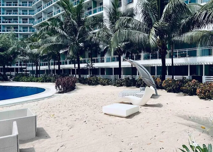 Relaxing 1-bedroom Unit In Azure Urban And Residences By One Guest Place